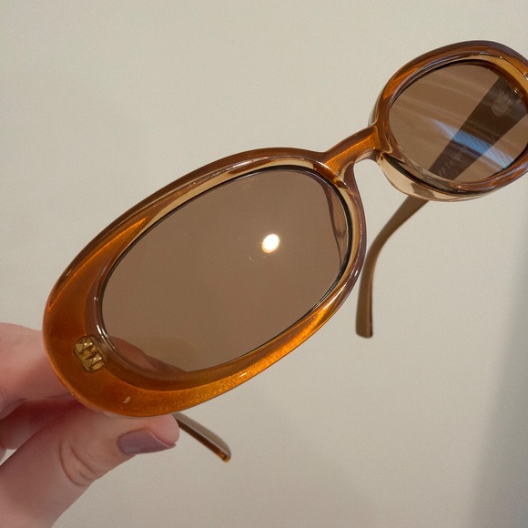 Le Specs Outta Love Sunglasses - Picture 4 of 4